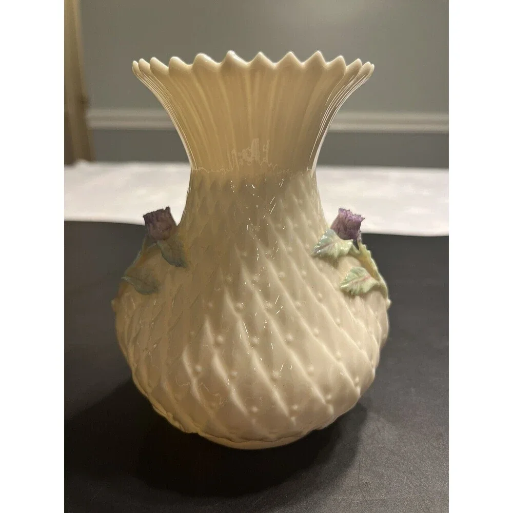Belleek vtg thistle